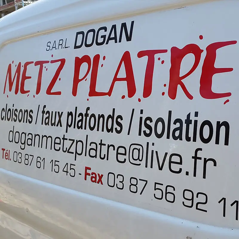 Bwise-Metz-voiture-Dogan-Metz-Platre